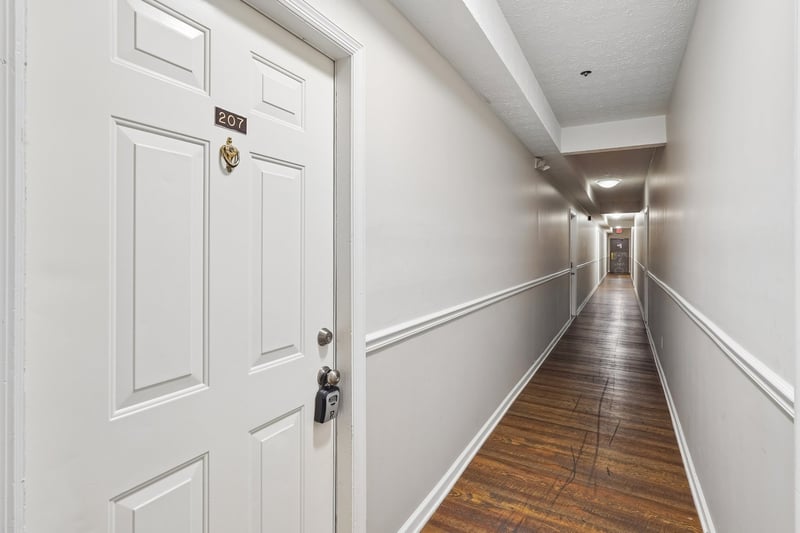 1808 State St #207, Nashville, TN 37203