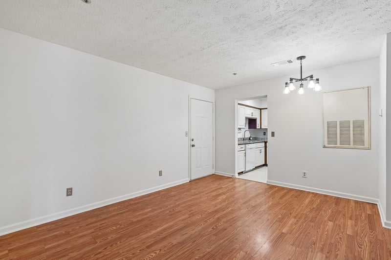 1808 State St #207, Nashville, TN 37203