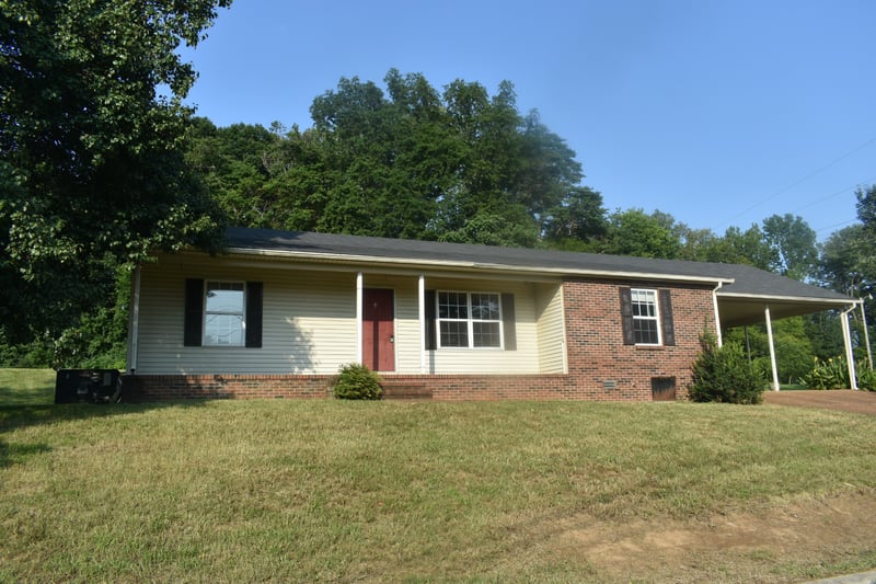 168 Cumberland Cove Dr, Carthage, TN 37030