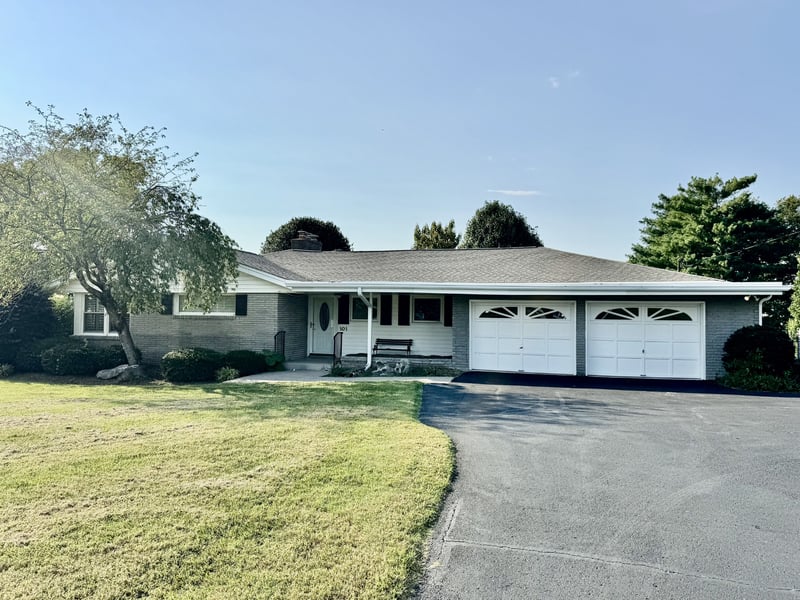 101 Knob Cir, Hendersonville, TN 37075