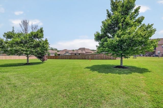 611 Briarhill Rd, Lebanon, TN 37087