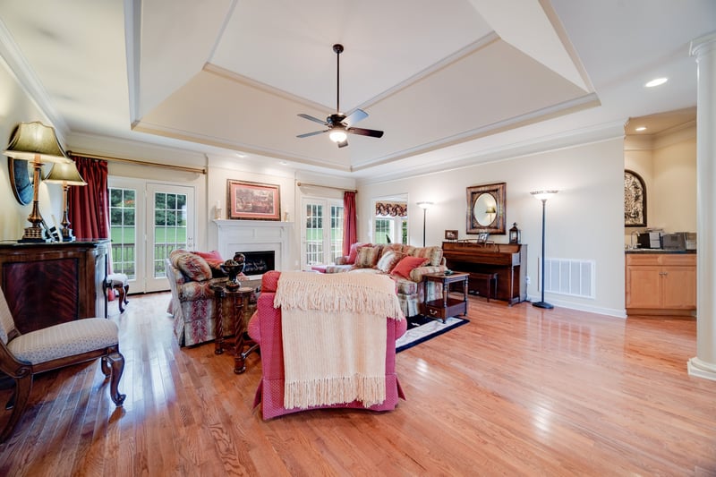 2015 Bryans Park Ct, Springfield, TN 37172