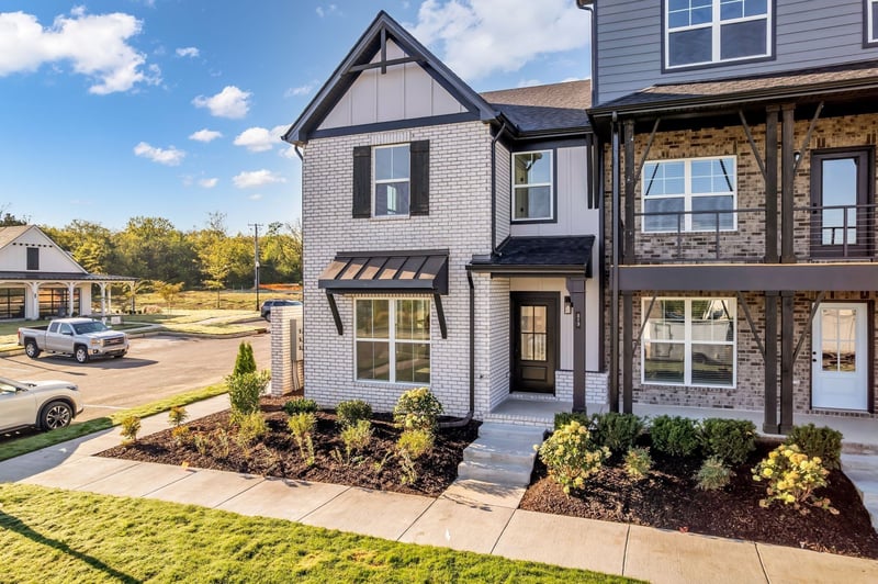 602 Granbury Pvt Dr, Hendersonville, TN 37075