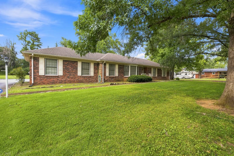237 Shute Ln, Old Hickory, TN 37138