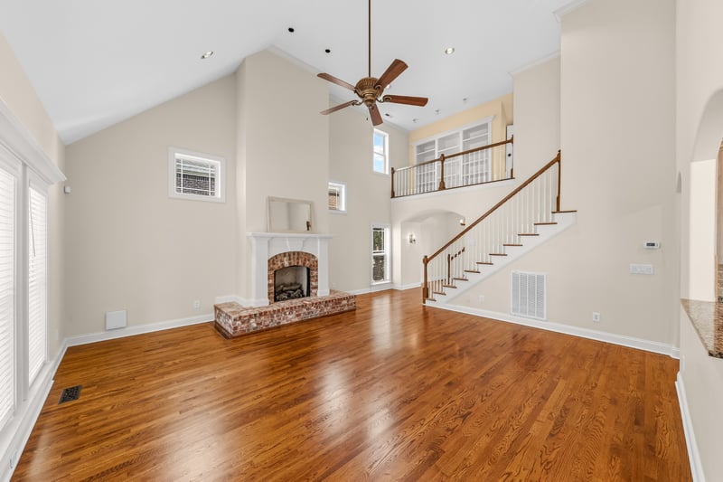 2042 Sunflower Dr, Spring Hill, TN 37174