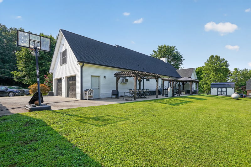 3741 Pleasant Grove Rd, White House, TN 37188