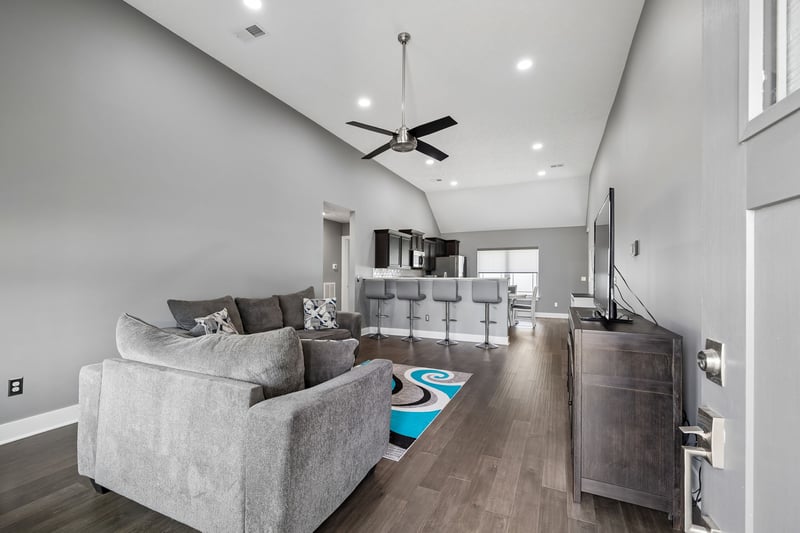 2216 Rolling Hls, Christiana, TN 37037