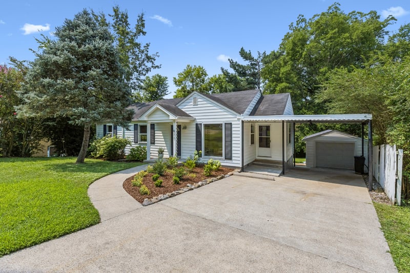 877 Kipling Dr, Nashville, TN 37217