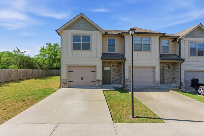 262 Signature Pl, Lebanon, TN 37087
