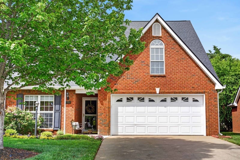 2766 Waywood Dr, Murfreesboro, TN 37128