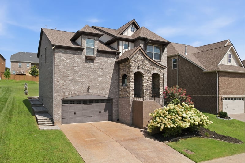 5348 Highland Place Way, Hermitage, TN 37076