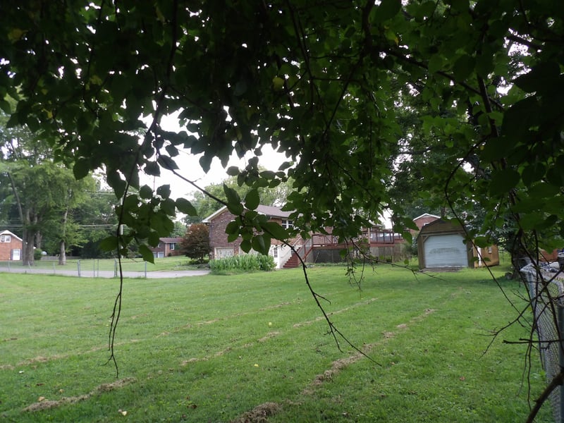 300 Indian Lake Rd, Hendersonville, TN 37075