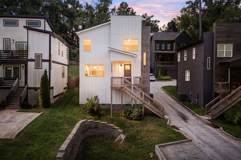 3219A Curtis St, Nashville, TN 37218