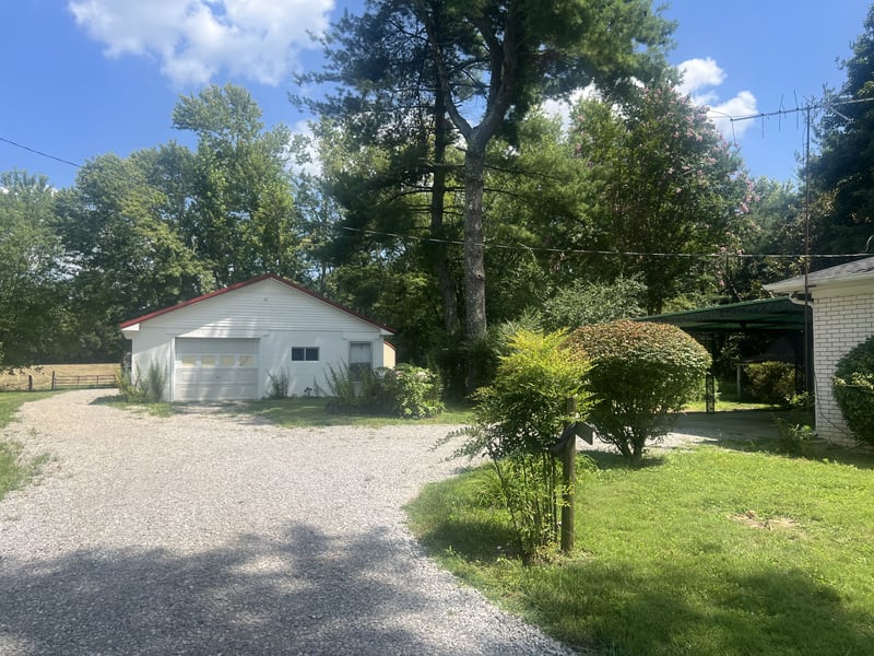 575 Jackson Rd, Portland, TN 37148