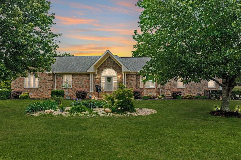 201 Buchanan Cir, Hendersonville, TN 37075