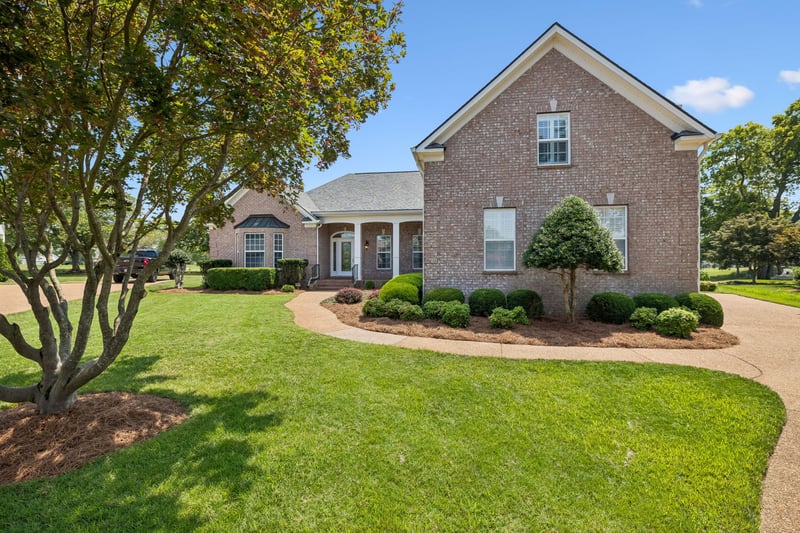 1191 Adelicia Hayes Ct, Gallatin, TN 37066