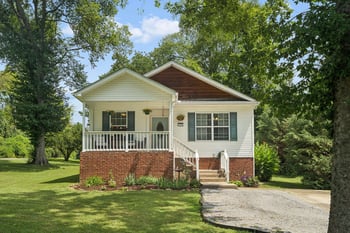 400 Indian Trl, Madison, TN 37115
