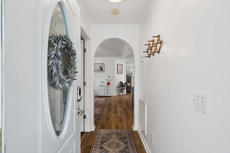 400 Indian Trl, Madison, TN 37115