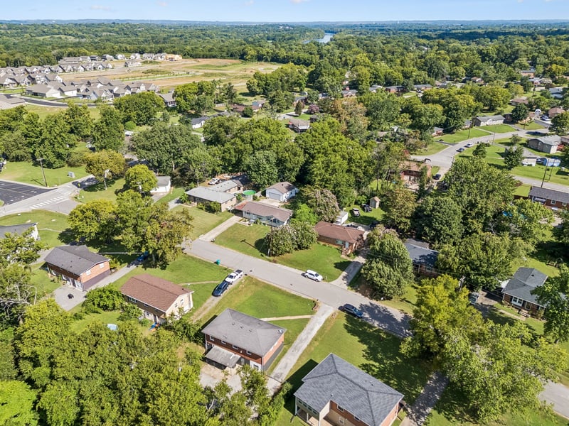 5007 Bonnameade Dr, Hermitage, TN 37076
