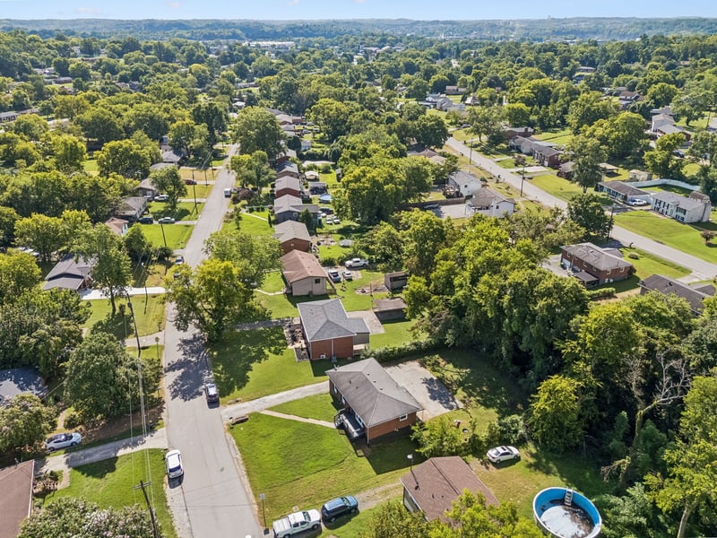 5007 Bonnameade Dr, Hermitage, TN 37076