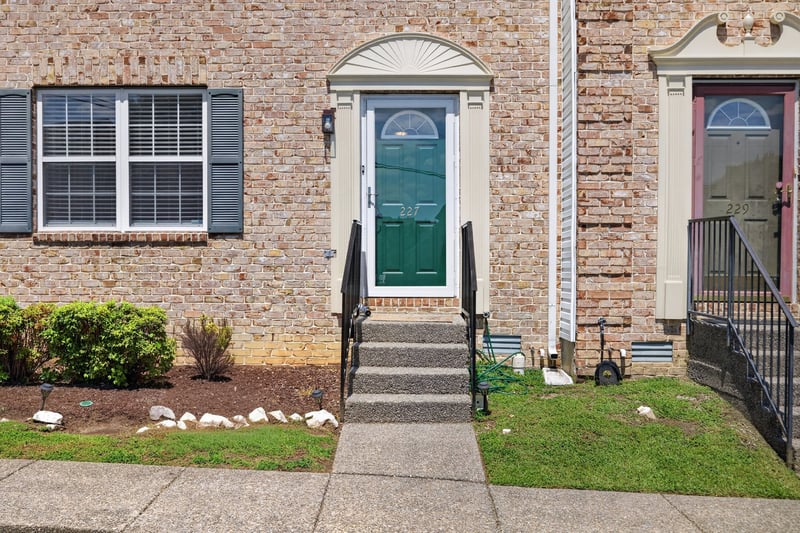 5170 Hickory Hollow Pkwy #227, Antioch, TN 37013