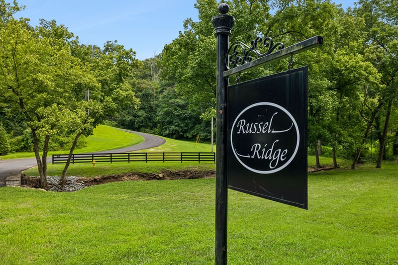 6017 Russell Ridge Ln, Franklin, TN 37064