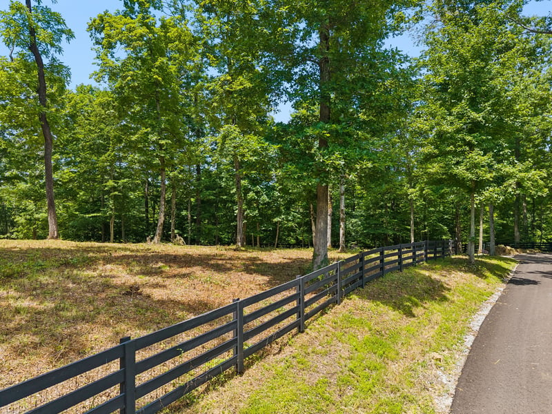 6017 Russell Ridge Ln, Franklin, TN 37064