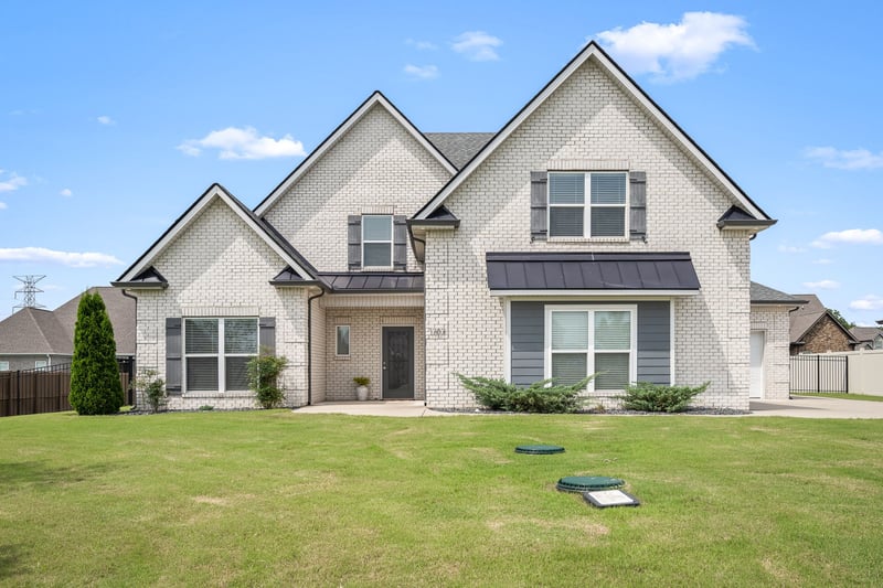 1707 Day Flower Dr, Murfreesboro, TN 37130