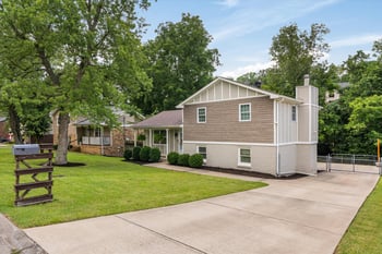 449 Rockwood Dr, Hermitage, TN 37076