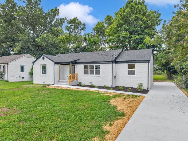 2125 Crystal Dr, Nashville, TN 37210
