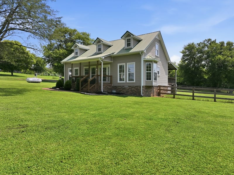 2350 Knob Creek Rd, Columbia, TN 38401