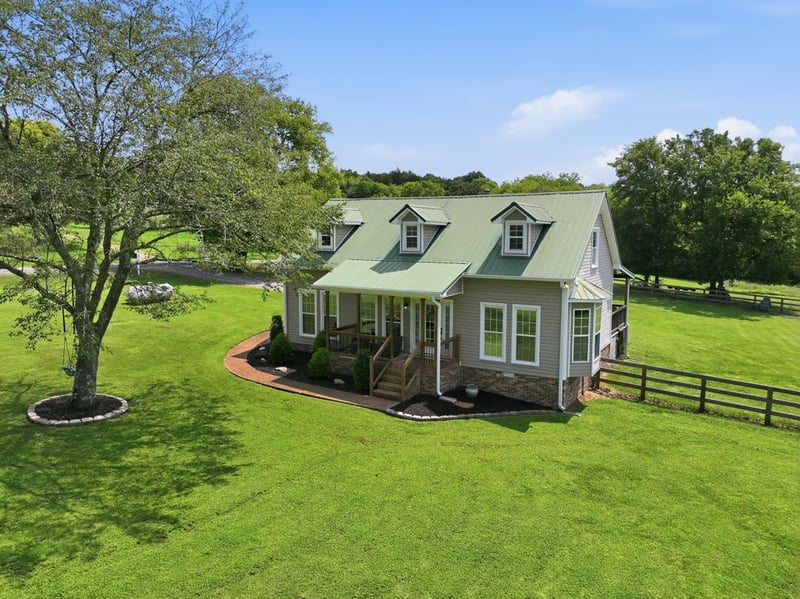 2350 Knob Creek Rd, Columbia, TN 38401