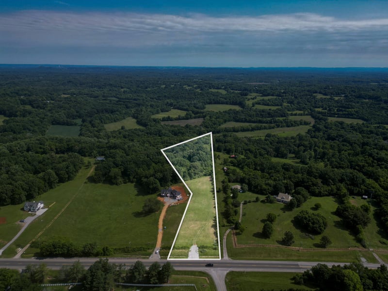 1929 New Lewisburg Hwy, Columbia, TN 38401