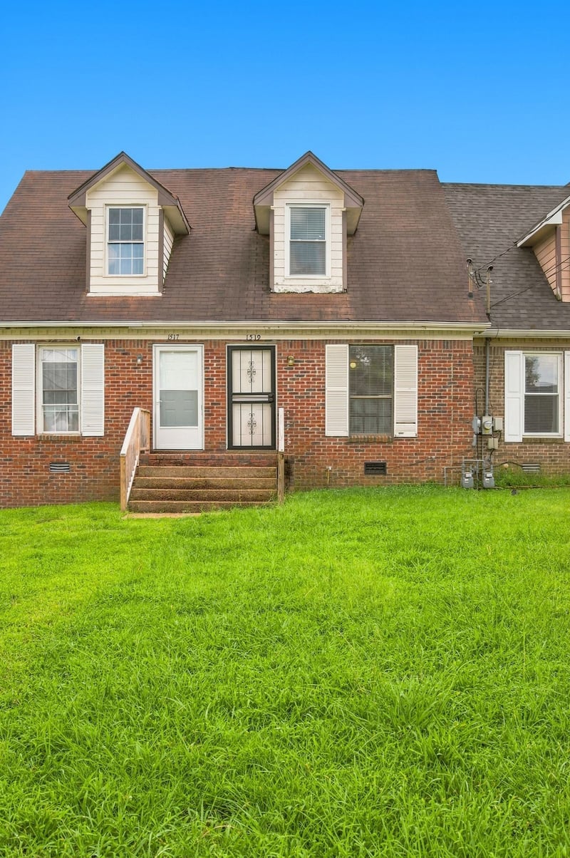 1519 Meadow Bend Dr, Madison, TN 37115