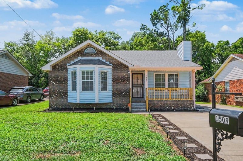 1509 Heritage View Blvd, Madison, TN 37115