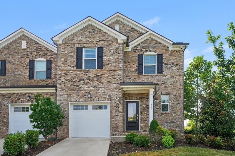 2006 Sperling Dr, Gallatin, TN 37066