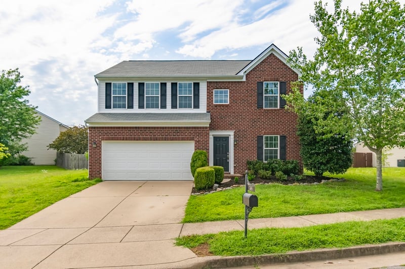 745 Wolfeboro Ln, Nashville, TN 37221