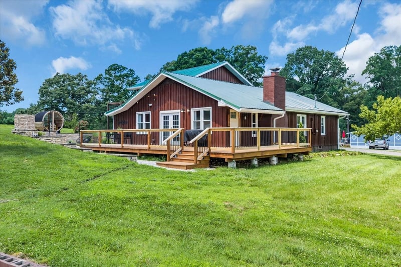 1278 Spencer Mill Rd, Burns, TN 37029