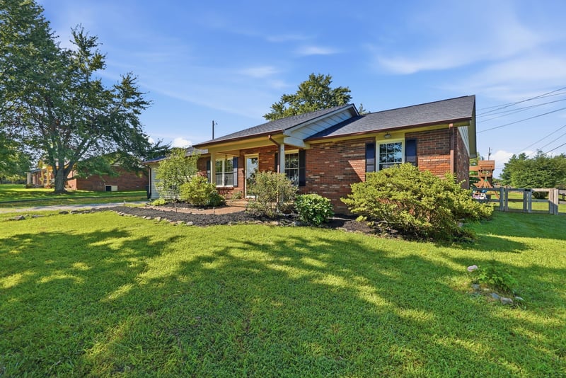 800 Old Gallatin Rd, Portland, TN 37148