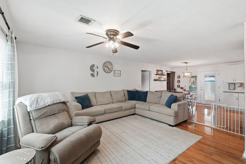 800 Old Gallatin Rd, Portland, TN 37148