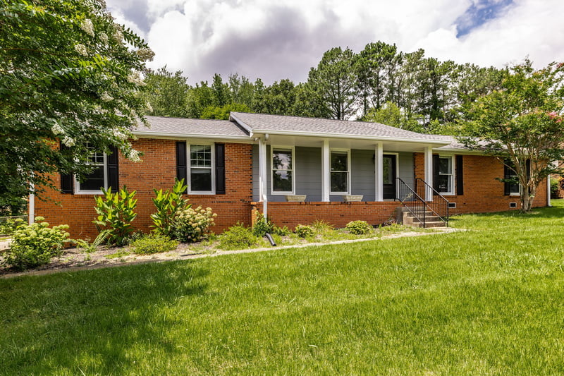 127 Sam Davis Dr, Springfield, TN 37172