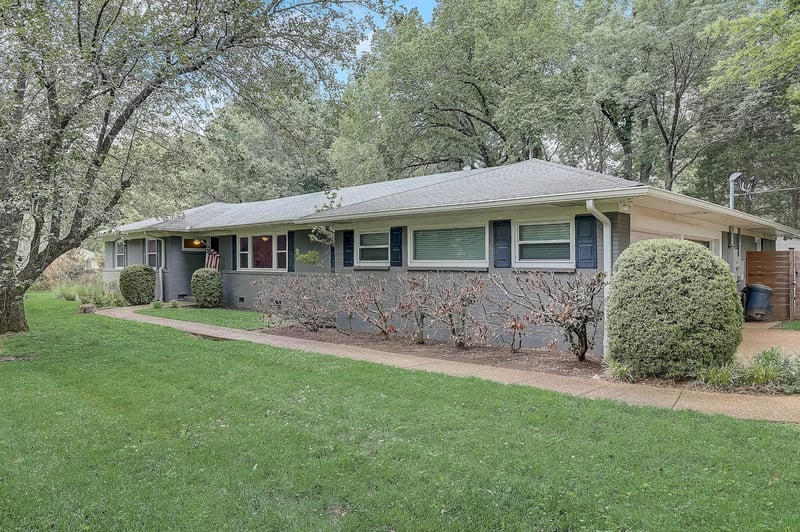 808 Battery Ln, Nashville, TN 37220