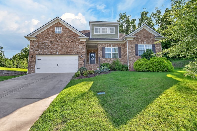 816 Tanager Pl, Lebanon, TN 37087