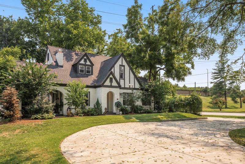 947 Gale Ln, Nashville, TN 37204