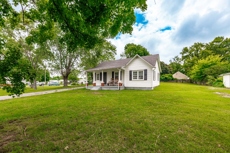 1105 Woods Ferry Rd, Gallatin, TN 37066
