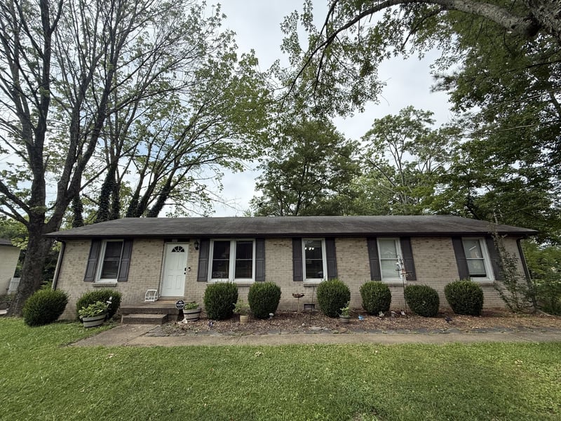 112 Highland Dr, White House, TN 37188