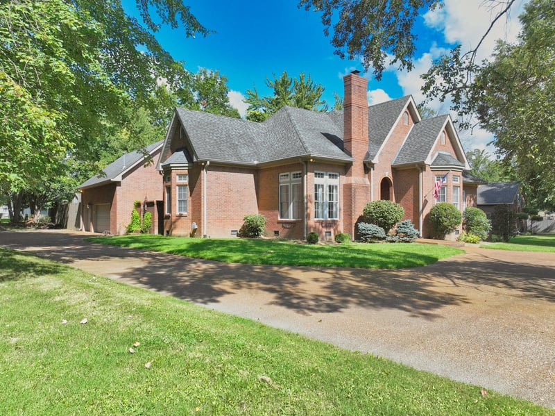 308 Orchard Park Dr, White House, TN 37188