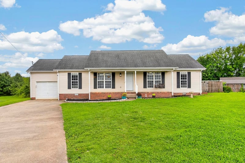 110 W Mccoury Ln, Murfreesboro, TN 37130