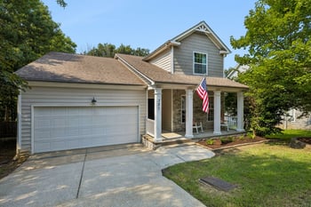 321 Deep Woods Cir, Nashville, TN 37214