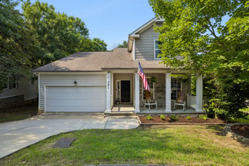 321 Deep Woods Cir, Nashville, TN 37214